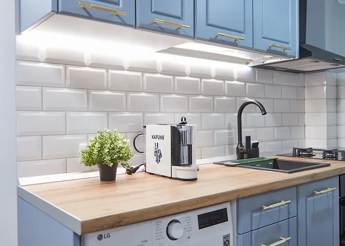 Апартаменти Antonia Park Mall *