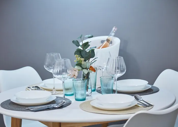 Antonia Park Mall Апартаменти